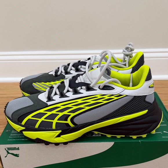 Puma - Spriex Men size 12 brand new in box with no lid.